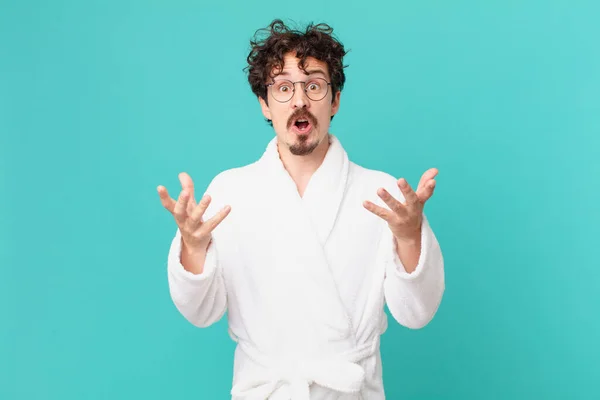 Young Man Wearing Bathrobe Amazed Shocked Astonished Unbelievable Surprise — Stock Photo, Image