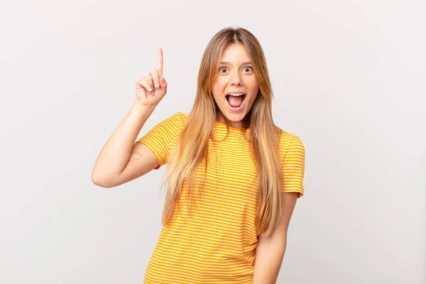 Young Pretty Woman Feeling Happy Excited Genius Realizing Idea — Stock Photo, Image