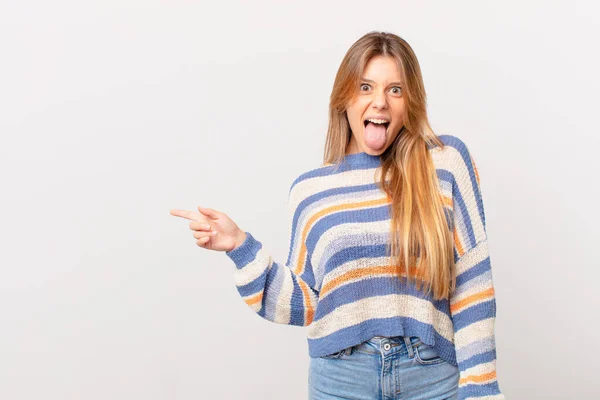 Young Pretty Girl Cheerful Rebellious Attitude Joking Sticking Tongue Out — Stock Photo, Image