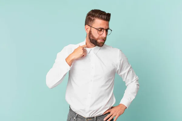 Jovem Homem Bonito Sentindo Estressado Ansioso Cansado Frustrado — Fotografia de Stock