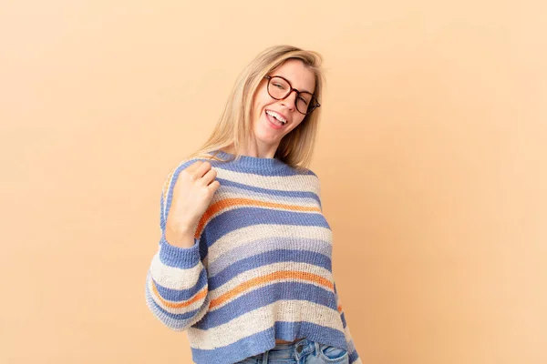 Young Blonde Woman Looking Arrogant Successful Positive Proud — Stock Photo, Image