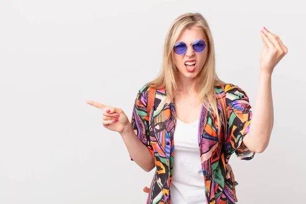 Young Blonde Woman Making Capice Money Gesture Telling You Pay — Stock Photo, Image