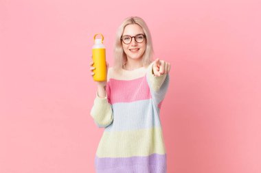blond pretty woman with a smoothy