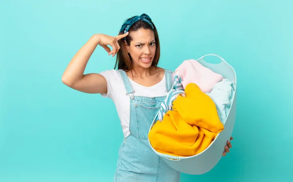 Young Hispanic Woman Feeling Confused Puzzled Showing You Insane Washing — Stock Photo, Image