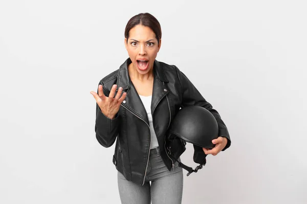 Junge Hispanische Frau Die Wütend Genervt Und Frustriert Wirkt Motorradfahrerkonzept — Stockfoto