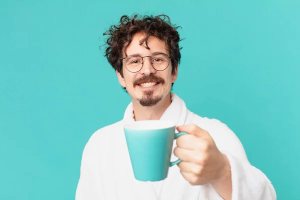 Jovem Louco Tomando Café — Fotografia de Stock