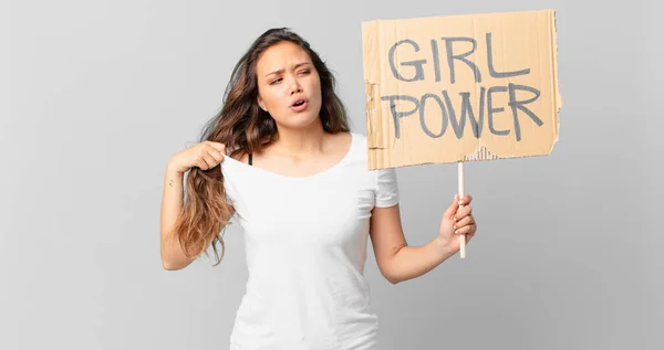 Ung Vacker Kvinna Känner Sig Stressad Orolig Trött Och Frustrerad — Stockfoto