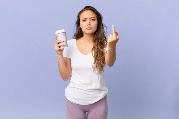 Junge Hübsche Frau Die Wütend Genervt Rebellisch Und Aggressiv Ist — Stockfoto