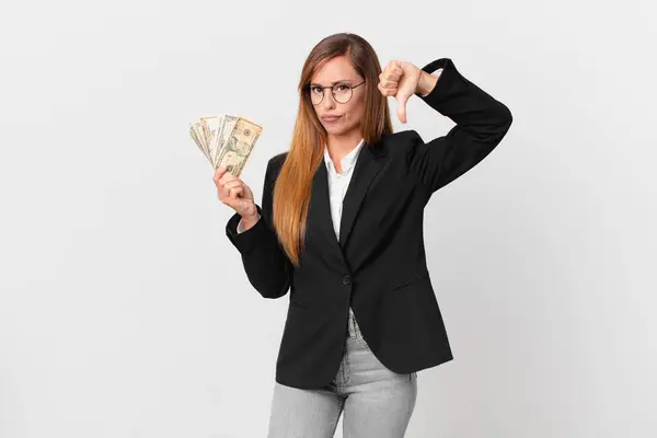 Mooie Vrouw Die Zich Gekruist Voelt Duimen Naar Beneden Laat — Stockfoto