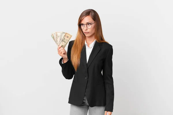 Mujer Bonita Sentirse Triste Molesto Enojado Mirando Lado Concepto Negocio —  Fotos de Stock