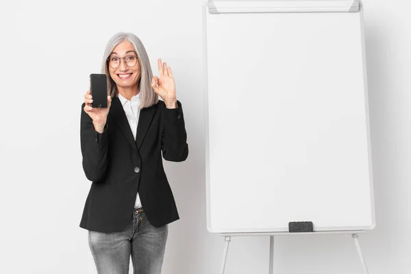 Middle Age White Hair Businesswoman Empty Board Copy Space — Stock Photo, Image