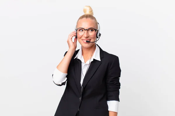 Pretty Adult Woman Headset Working — Stock Photo, Image