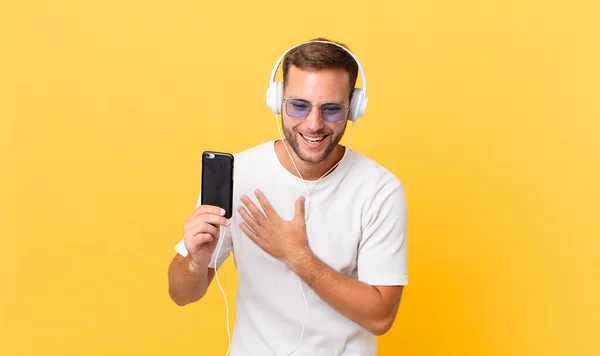 Laughing Out Loud Some Hilarious Joke Listening Music Headphones Smartphone — Foto Stock