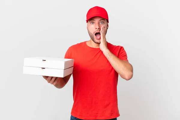 Pizza Deliver Man Feeling Shocked Scared — Stockfoto