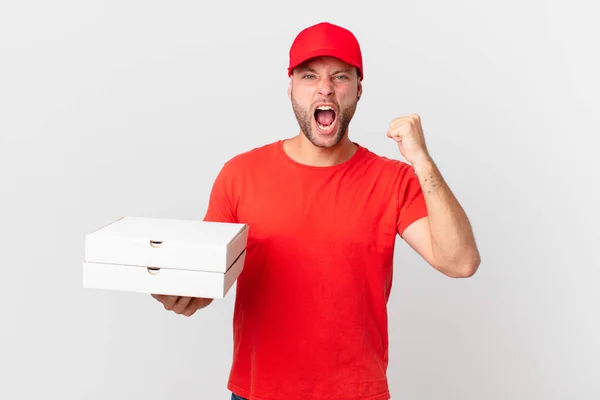 Pizza Entregar Hombre Gritando Agresivamente Con Una Expresión Enojada — Foto de Stock