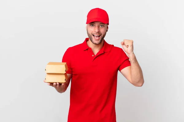 Burger Deliver Man Feeling Shocked Laughing Celebrating Success — Stok fotoğraf