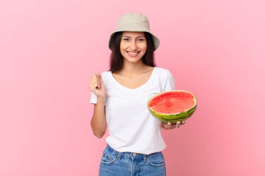 Şok oldum, güldüm ve başarıyı kutladım.