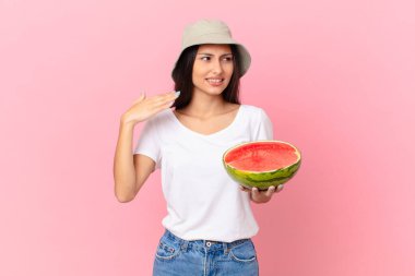 Gergin, endişeli, yorgun ve hayal kırıklığına uğramış hissediyorum.