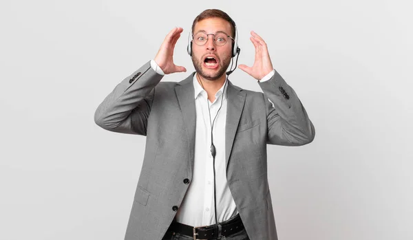 Telemarketer Businessman Screaming Hands Air — Zdjęcie stockowe