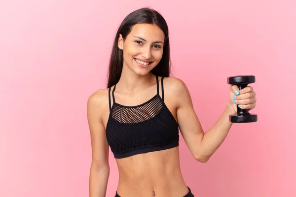 Mujer Bonita Hispana Con Una Mancuerna Concepto Fitness — Foto de Stock