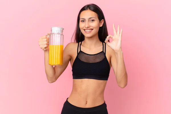 Pretty Hispanic Fitness Woman Orange Juice — Photo
