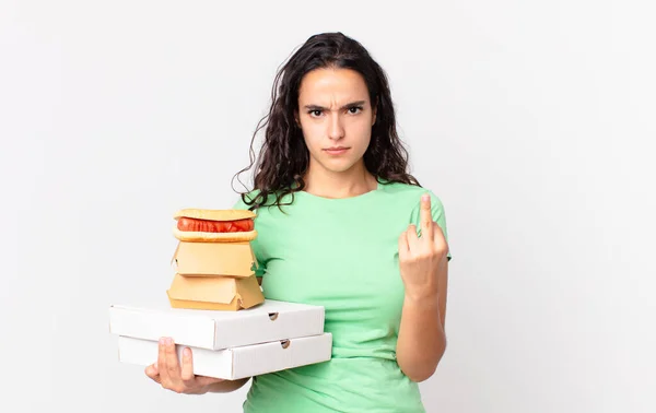 Güzel Spanyol Bir Kadın Kızgın Sinirli Asi Agresif Hissediyor Elinde — Stok fotoğraf