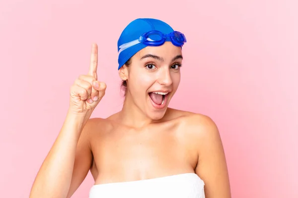 Hispanic Pretty Swimmer Woman Feeling Happy Excited Genius Realizing Idea — Stockfoto