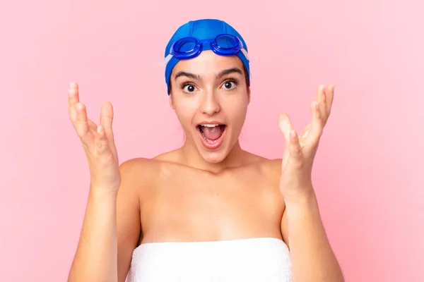 Hispanic Pretty Swimmer Woman Feeling Extremely Shocked Surprised Goggles — Stockfoto