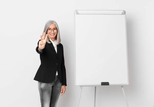 Middle Age White Hair Woman Smiling Looking Friendly Showing Number — Stock Photo, Image