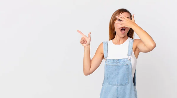 Pretty Woman Looking Shocked Scared Terrified Covering Face Hand Copy — Stock Photo, Image