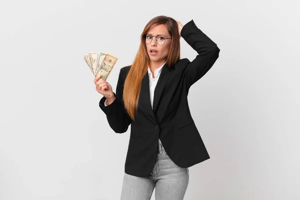 Mooie Vrouw Voelt Zich Gestrest Angstig Bang Met Handen Het — Stockfoto