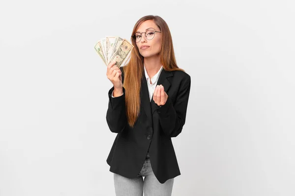 Mulher Bonita Fazendo Capice Gesto Dinheiro Dizendo Lhe Para Pagar — Fotografia de Stock