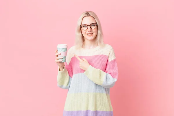 Blond Pretty Woman Smiling Cheerfully Feeling Happy Pointing Side Coffee — Foto Stock