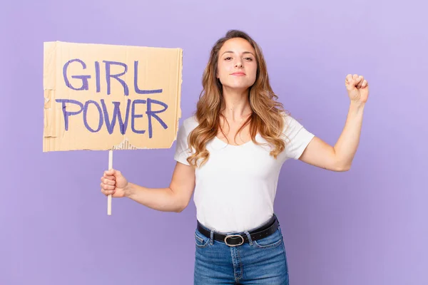 Una Mujer Joven Bonita Concepto Poder Chica —  Fotos de Stock