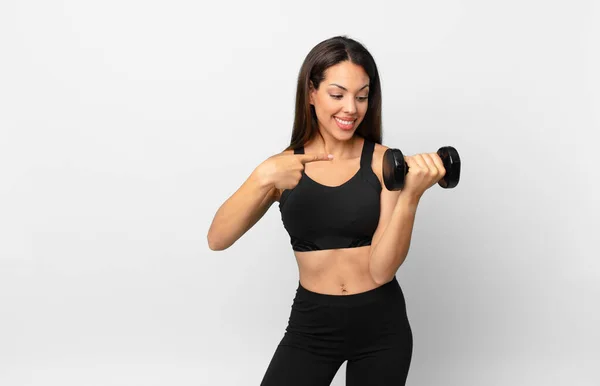 Concepto Fitness Mujer Hispana Joven — Foto de Stock