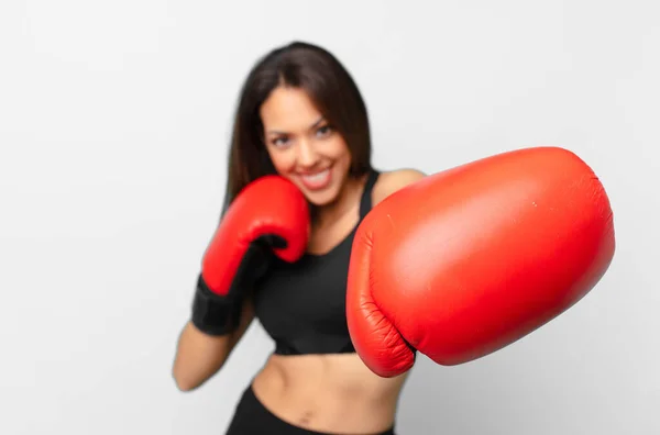 Concepto Fitness Mujer Hispana Joven Boxeo — Foto de Stock