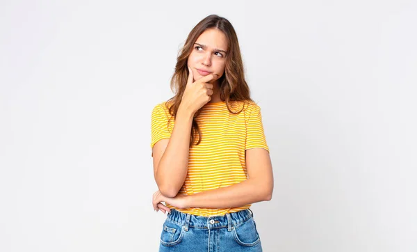 Young Pretty Woman Thinking Feeling Doubtful Confused — Stock Photo, Image