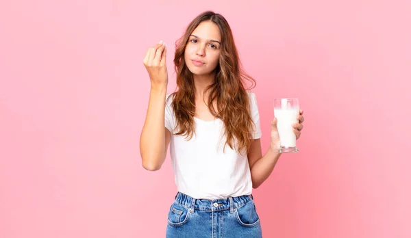 Jovem Mulher Bonita Fazendo Capice Gesto Dinheiro Dizendo Lhe Para — Fotografia de Stock