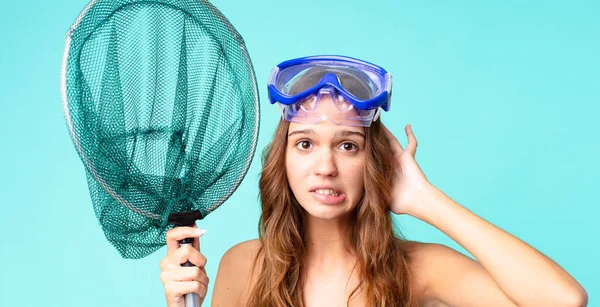 Giovane Bella Donna Sensazione Stress Ansia Paura Con Mani Sulla — Foto Stock