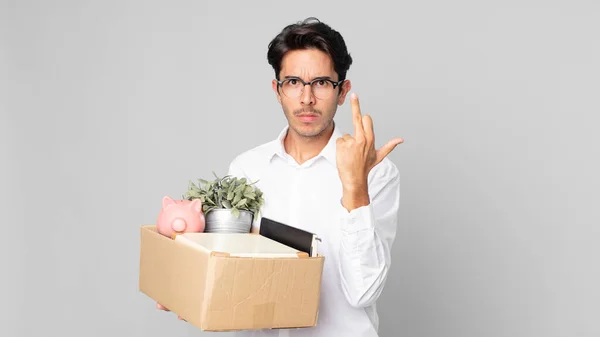 Joven Hispano Sintiéndose Enojado Molesto Rebelde Agresivo Concepto Despido — Foto de Stock