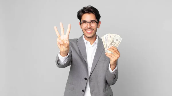 Jovem Hispânico Homem Sorrindo Olhando Amigável Mostrando Número Três — Fotografia de Stock