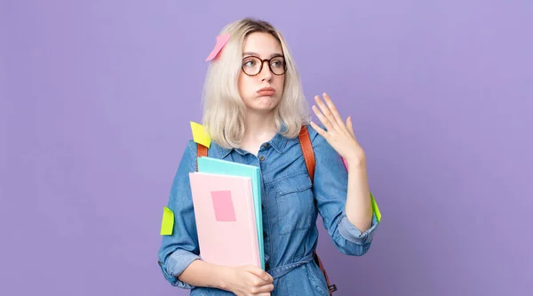 Jovem Mulher Albina Bonita Sentindo Estressado Ansioso Cansado Frustrado Conceito — Fotografia de Stock