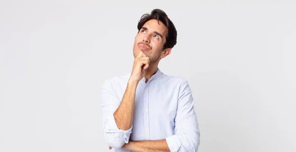 Hispanic Handsome Man Feeling Thoughtful Wondering Imagining Ideas Daydreaming Looking — Stock Photo, Image