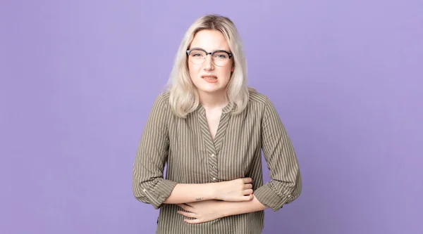 Pretty Albino Woman Feeling Anxious Ill Sick Unhappy Suffering Painful — Stock Photo, Image