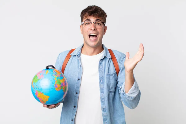 Jovem Homem Bonito Sentindo Feliz Espantado Com Algo Inacreditável Estudante — Fotografia de Stock