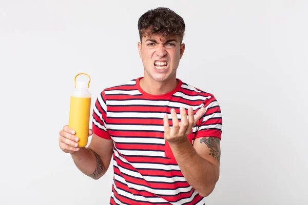 Jeune Homme Beau Regardant Désespéré Frustré Stressé Tenant Thermos Café — Photo