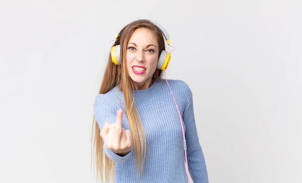 Mujer Bonita Escuchando Música Auriculares — Foto de Stock