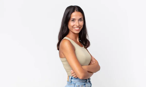 Pretty Thin Hispanic Woman Smiling Camera Crossed Arms — Stock Photo, Image