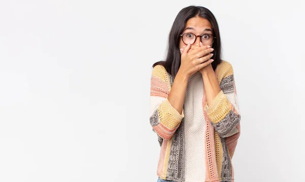 Pretty Thin Hispanic Woman Covering Mouth Hands Shocked — Stock Photo, Image