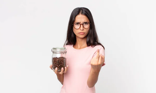 Junge Hispanische Frau Die Wütend Genervt Rebellisch Und Aggressiv Ist — Stockfoto